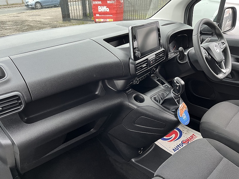 Citroen ENTERPRISE 1.5HDi 100 SWB (HIGH SPEC)