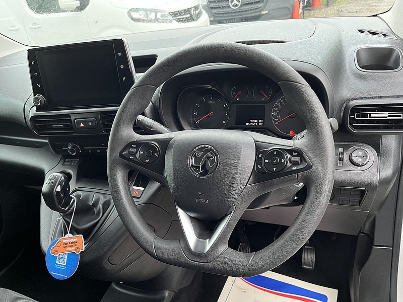 Citroen ENTERPRISE 1.5HDi 100 SWB (HIGH SPEC)