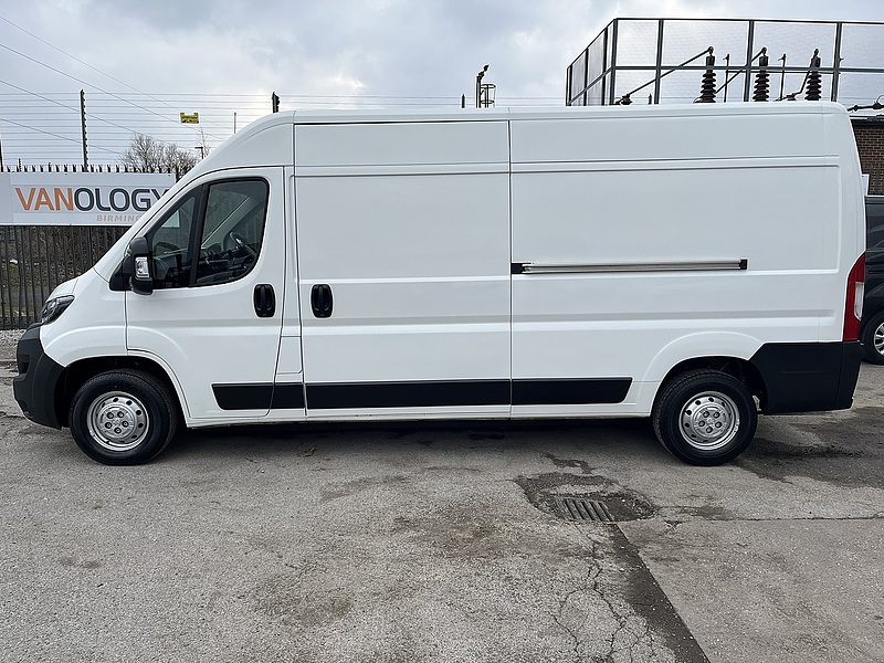 Peugeot 2.2 BlueHDi 335 Professional Panel Van 5dr Diesel Manual L3 H2 Euro 6 (s/s) (140 ps)