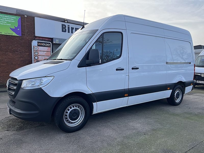 Mercedes-Benz 315 2.0CDi 150 L2 MWB PROGRESSIVE (ULEZ/EU6)