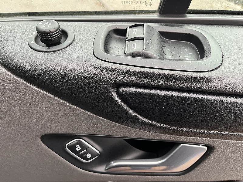 Ford 350 2.0TDCi 130 LWB HIROOF L3H3 LEADER (ULEZ)