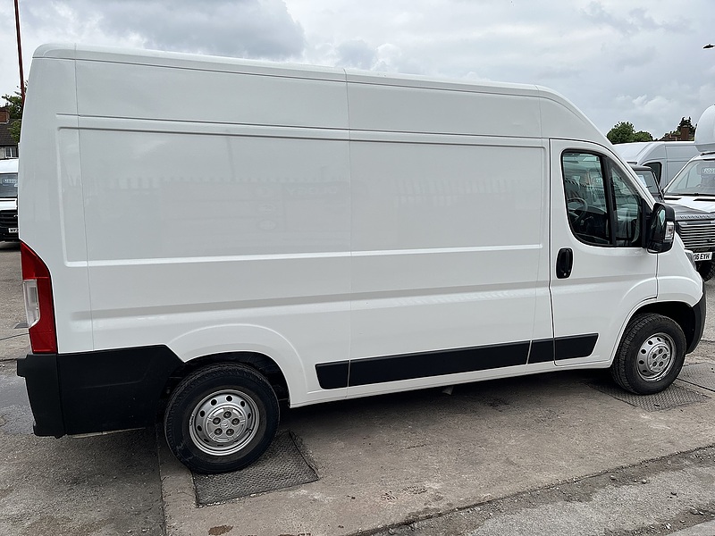 Citroen 35 2.2HDi 140 MWB L2H2 ENTERPRISE