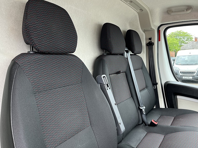 Citroen 35 2.2HDi 140 MWB L2H2 ENTERPRISE