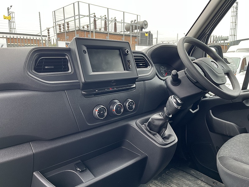 Vauxhall 3500 2.2CDTi 140 PRIME LWB L3H2