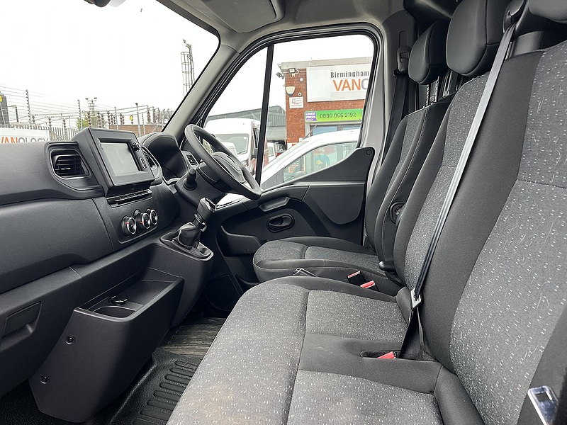 Vauxhall 3500 2.2CDTi 140 PRIME LWB L3H2