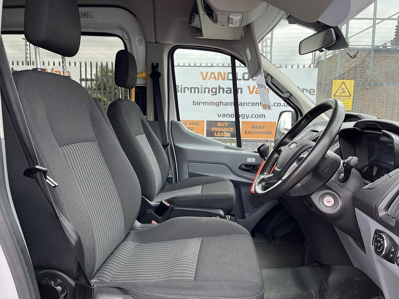 Ford MINIBUS 2.2TDCi 155 17 SEAT XLWB TREND