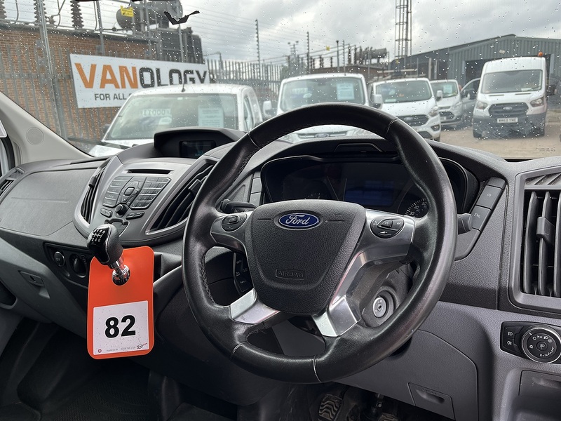 Ford MINIBUS 2.2TDCi 155 17 SEAT XLWB TREND