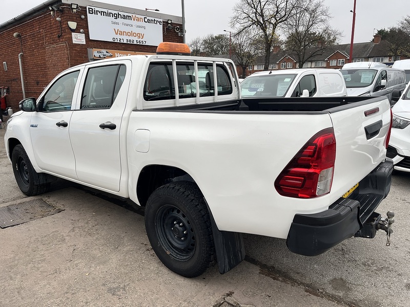 Toyota 2.4 D-4D 150 ACTIVE 4x4 DOUBLECAB PICKUP 2.4 4dr Pick Up Manual Diesel