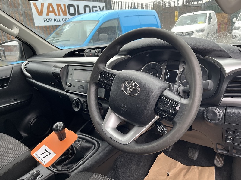 Toyota 2.4 D-4D 150 ACTIVE 4x4 DOUBLECAB PICKUP 2.4 4dr Pick Up Manual Diesel