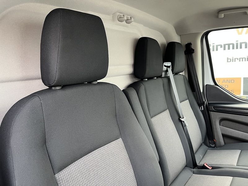 Ford 2.0TDCi 300 (AIRCON/HIGH SPEC) ULEZ