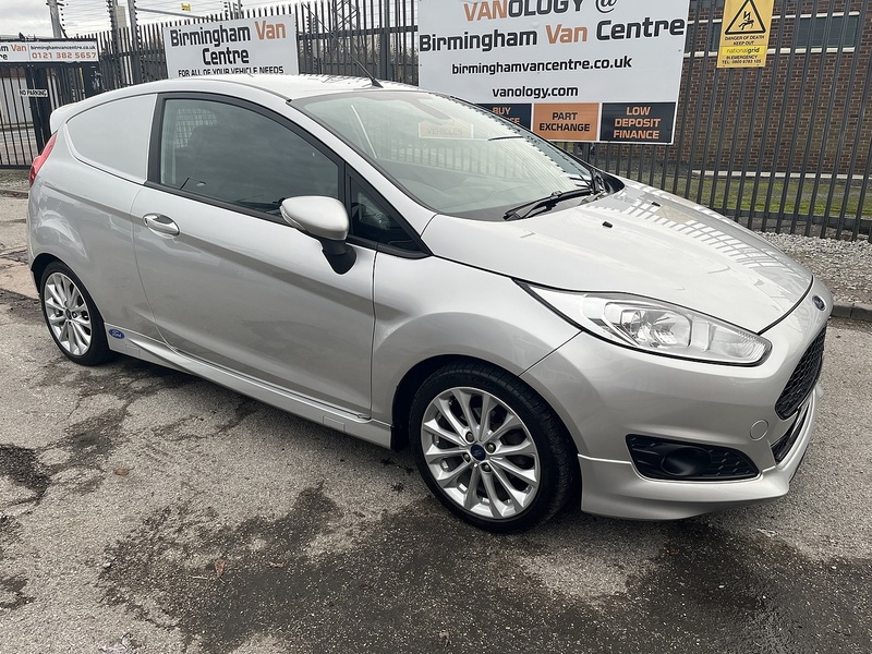 Ford 1.6 TDCi Sport Panel Van 3dr Diesel Manual (94 bhp)