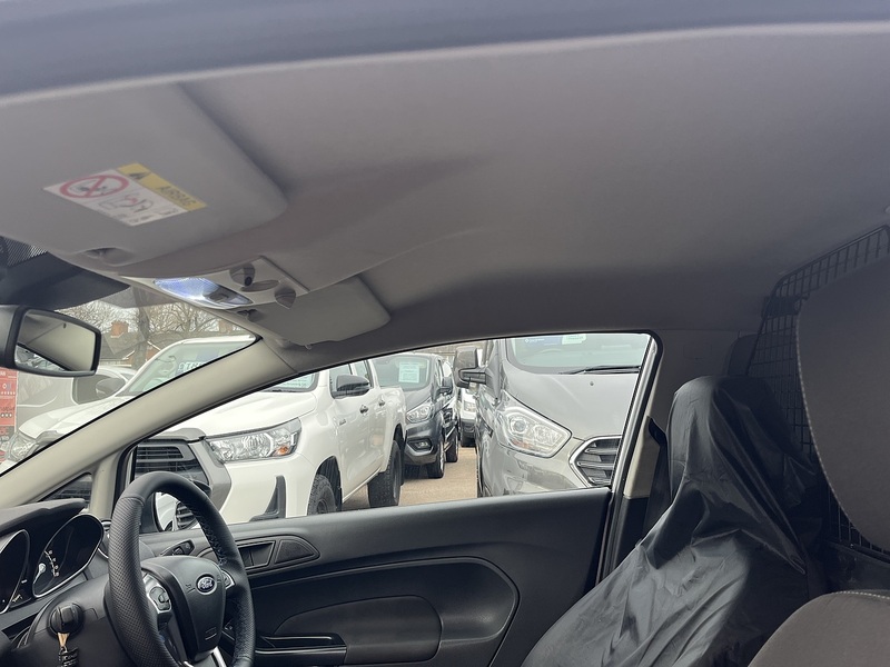 Ford 1.6 TDCi Sport Panel Van 3dr Diesel Manual (94 bhp)