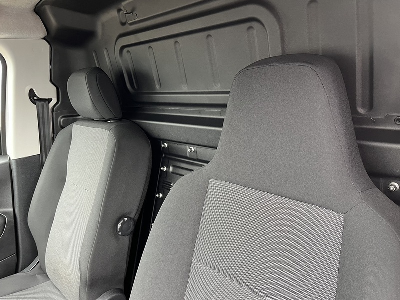 Vauxhall 1.5 Turbo D 2300 Dynamic Panel Van Diesel Manual L2 H1 Euro 6 (100 ps)