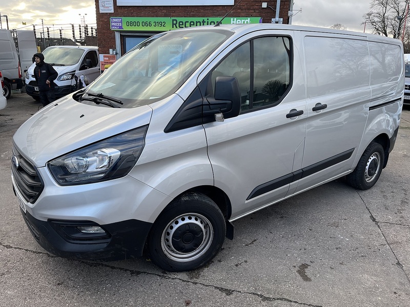 Ford 2.0 300 EcoBlue Panel Van 5dr Diesel Manual L2 H1 Euro 6 (105 ps)