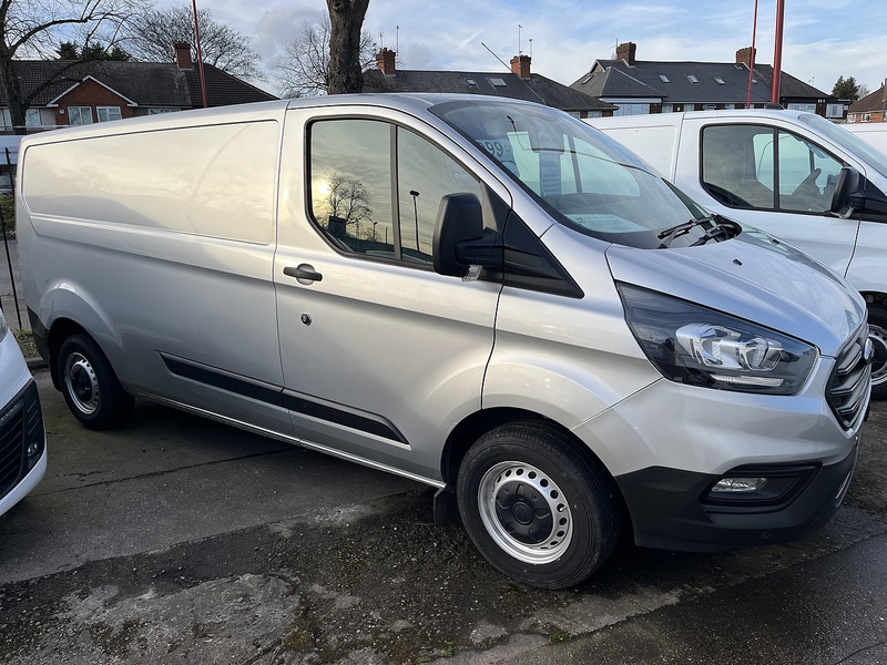 Ford 2.0 300 EcoBlue Panel Van 5dr Diesel Manual L2 H1 Euro 6 (105 ps)