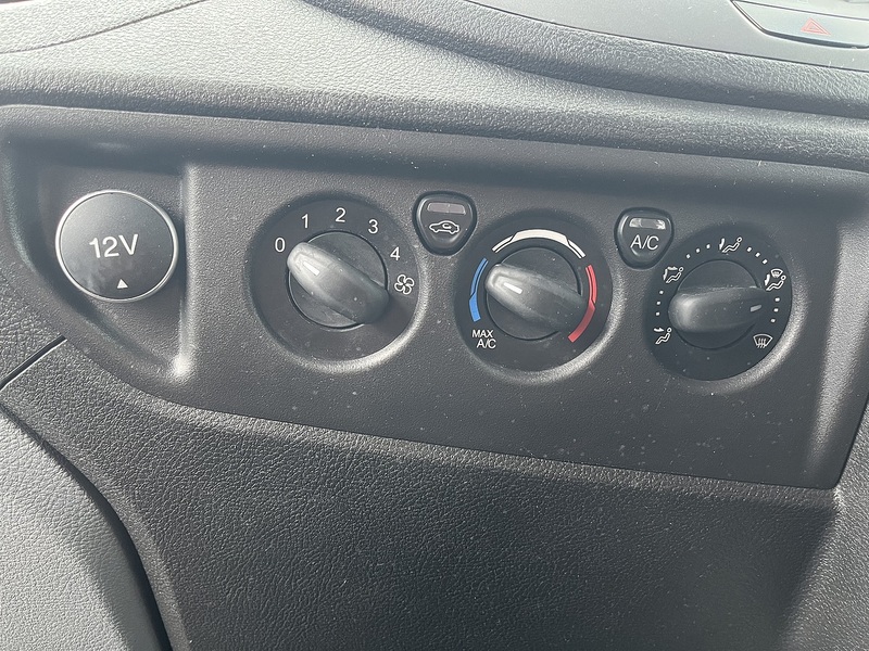 Ford TREND 350 2.0TDCi 130 L3H2 LWB (HIGH SPEC) ULEZ