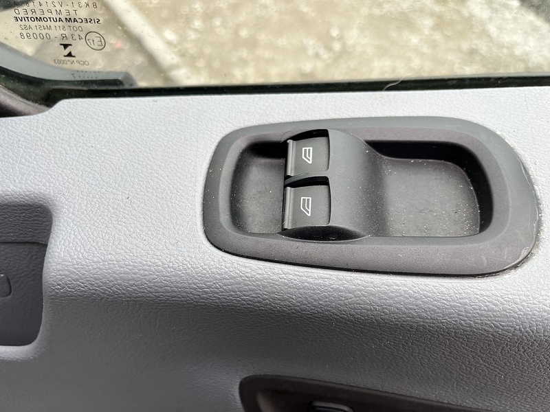 Ford TREND 350 2.0TDCi 130 L3H2 LWB (HIGH SPEC) ULEZ