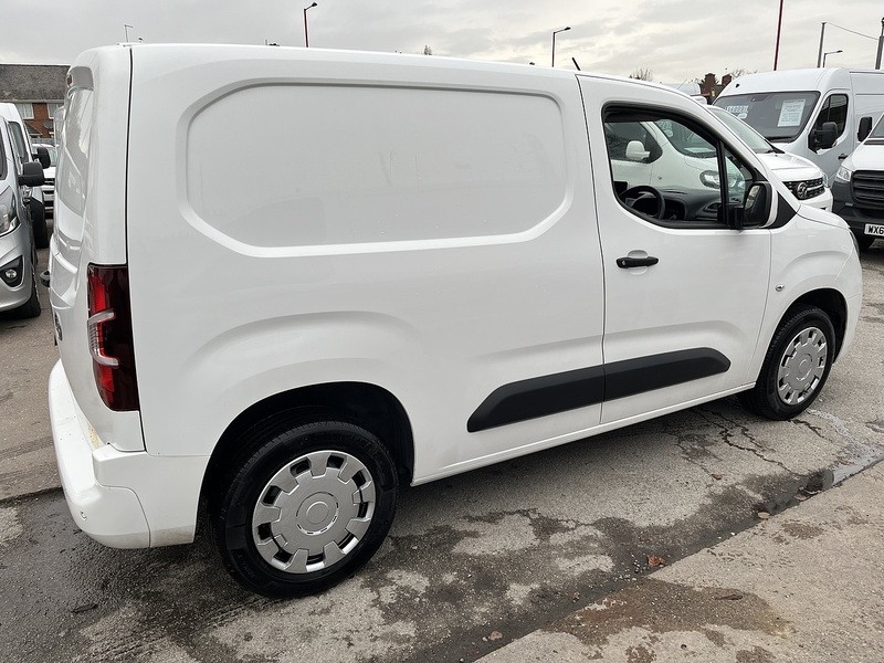 Vauxhall Combo Turbo D 2300 Sportive - U8598
