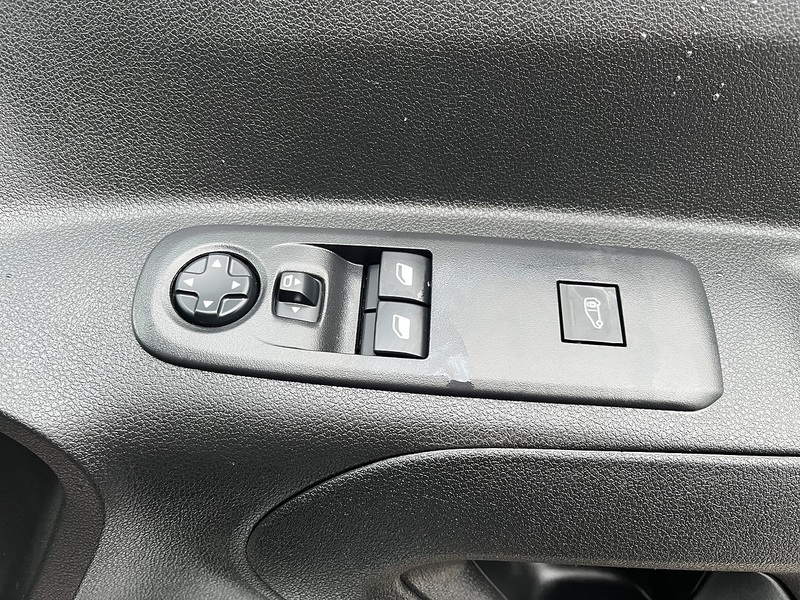 Vauxhall Combo Turbo D 2300 Sportive - U8598