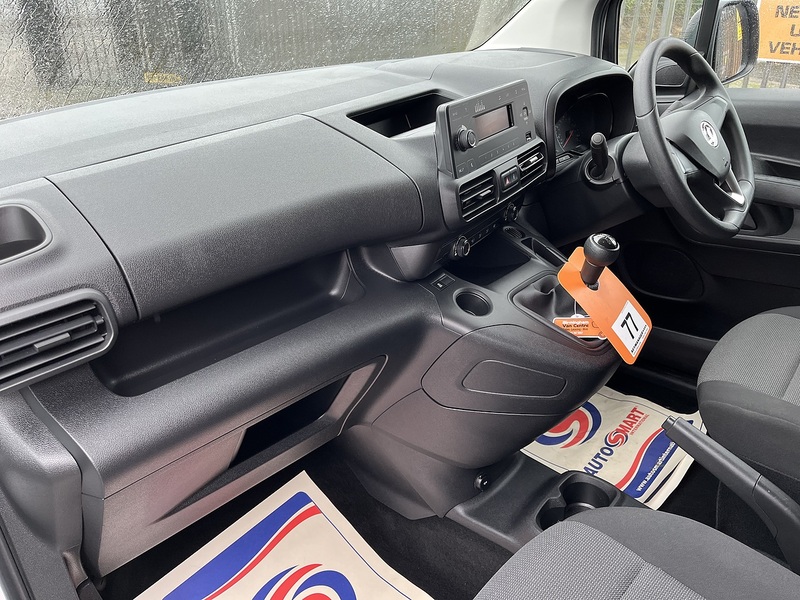 Vauxhall 1.5 Turbo D 2300 Dynamic Panel Van 6dr Diesel Manual L2 H1 Euro 6 (100 ps)