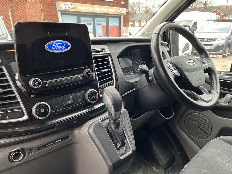 Ford 2.0 320 EcoBlue Limited Panel Van 5dr Diesel Auto L2 H1 Euro 6 (s/s) (185 ps)