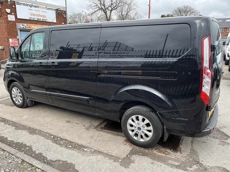 Ford 2.0 320 EcoBlue Limited Panel Van 5dr Diesel Auto L2 H1 Euro 6 (s/s) (185 ps)