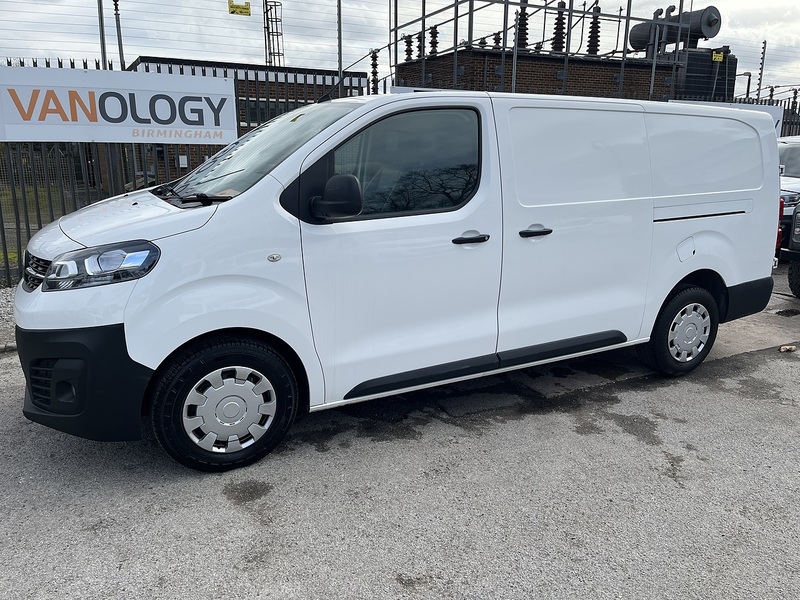 Vauxhall 1.5 Turbo D 2900 Dynamic Panel Van 6dr Diesel Manual L2 H1 Euro 6 (s/s) (100 ps)