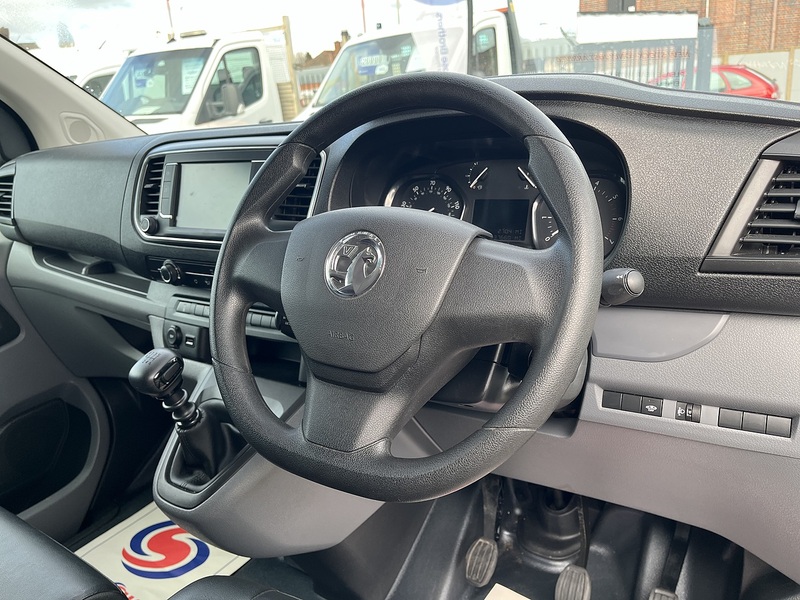 Vauxhall 1.5 Turbo D 2900 Dynamic Panel Van 6dr Diesel Manual L2 H1 Euro 6 (s/s) (100 ps)