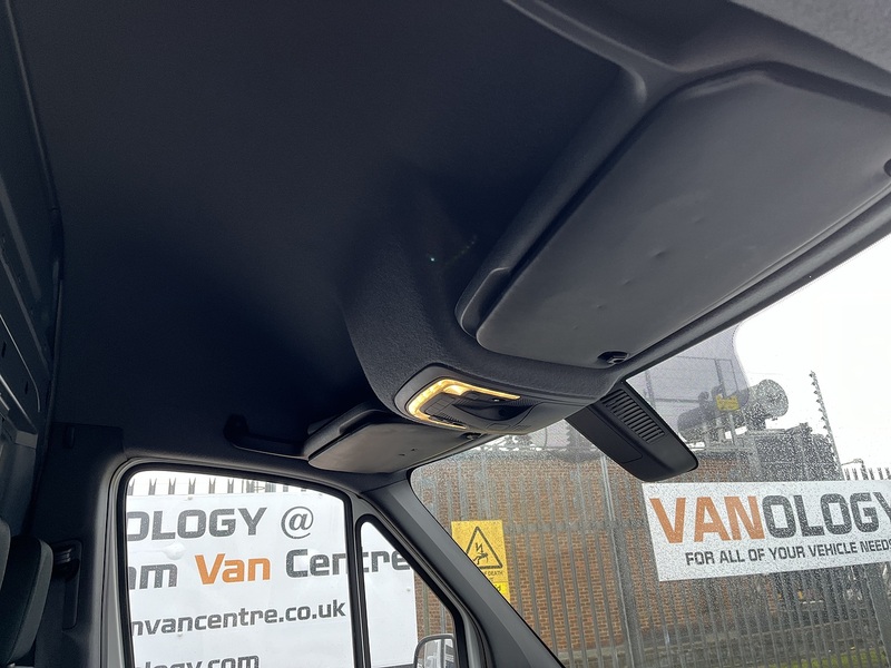 Mercedes-Benz 2.1 314 CDI Premium Panel Van 5dr Diesel Manual FWD L2 H2 Euro 6 (s/s) (143 ps)