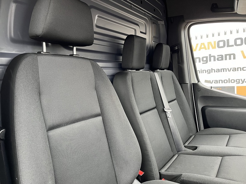 Mercedes-Benz 2.1 314 CDI Premium Panel Van 5dr Diesel Manual FWD L2 H2 Euro 6 (s/s) (143 ps)