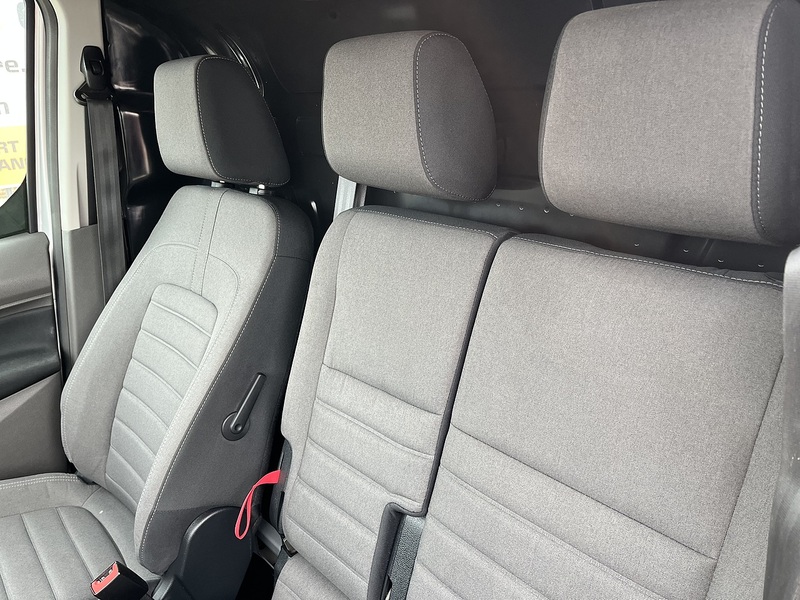 Ford 1.5 200 EcoBlue Limited Panel Van 5dr Diesel Auto L1 Euro 6 (s/s) (120 ps)