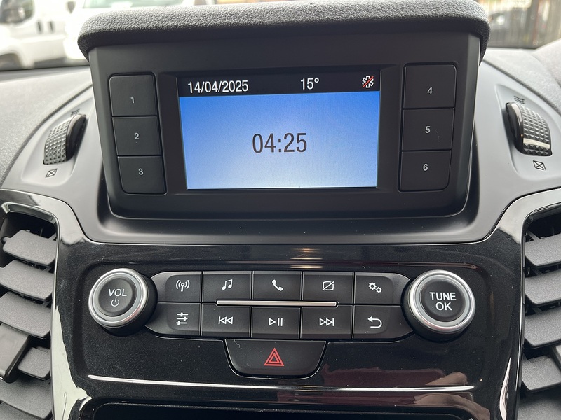 Ford 1.5 200 EcoBlue Limited Panel Van 5dr Diesel Auto L1 Euro 6 (s/s) (120 ps)