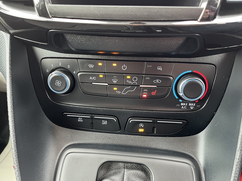 Ford 1.5 200 EcoBlue Limited Panel Van 5dr Diesel Auto L1 Euro 6 (s/s) (120 ps)