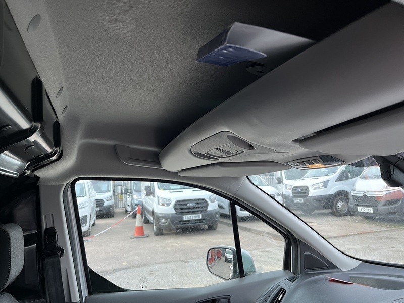 Ford 1.5 200 EcoBlue Limited Panel Van 5dr Diesel Auto L1 Euro 6 (s/s) (120 ps)