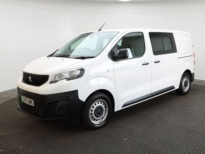 Peugeot e 1200 75kWh Professional Standard Panel Van 6dr Electric Auto MWB (136 ps)