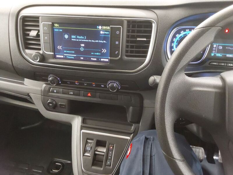 Peugeot e 1200 75kWh Professional Standard Panel Van 6dr Electric Auto MWB (136 ps)