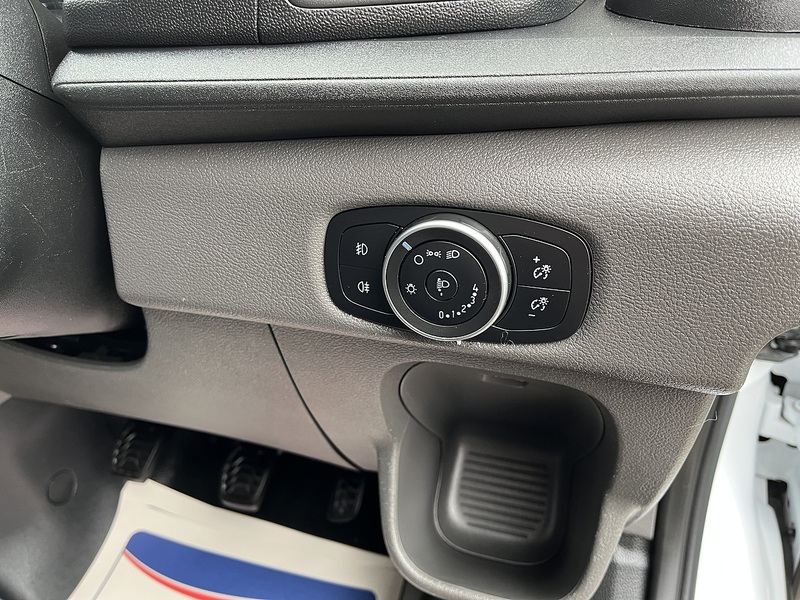 Ford 2.0 350 EcoBlue Leader Panel Van 5dr Diesel Manual RWD L3 H3 Euro 6 (s/s) (130 ps)