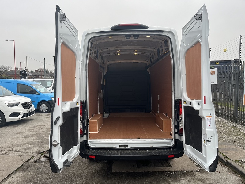 Ford Transit 350 EcoBlue Leader - U8629