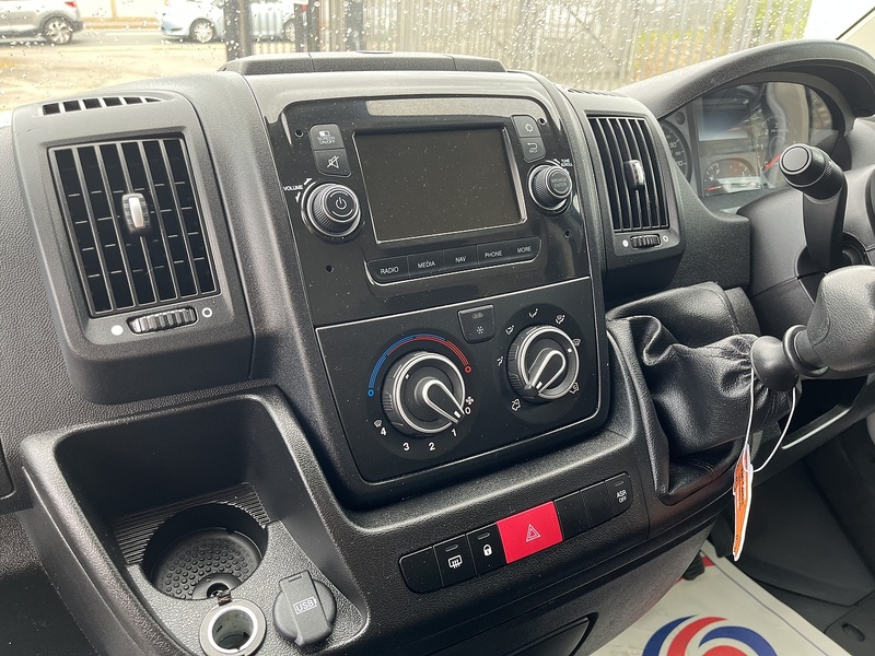 Citroen 2.2 BlueHDi 35 Enterprise Panel Van 5dr Diesel Manual L3 High Roof Euro 6 (s/s) (140 ps)