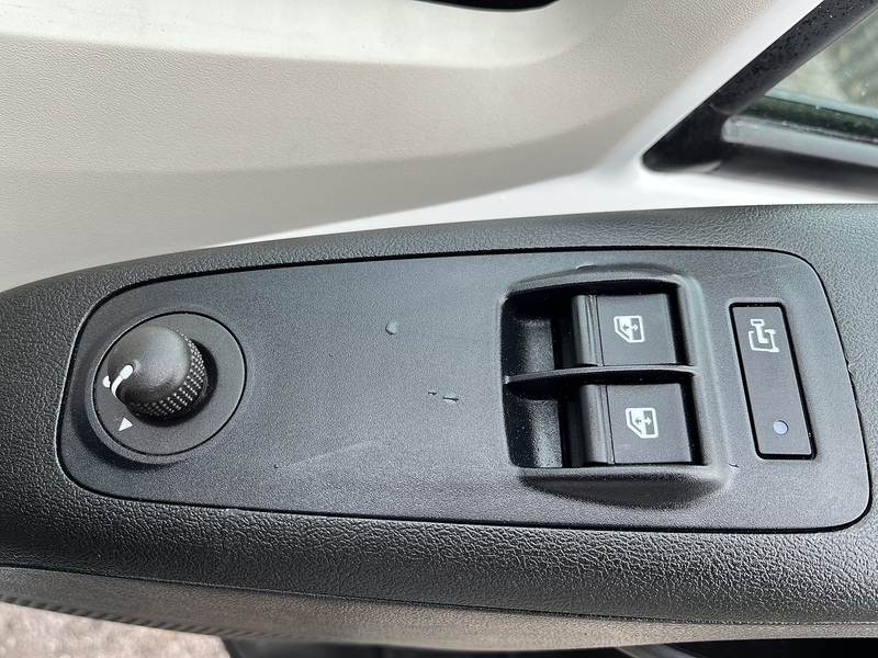 Peugeot 335 2.2HDi PROFESSIONAL L3H2 LWB ULEZ