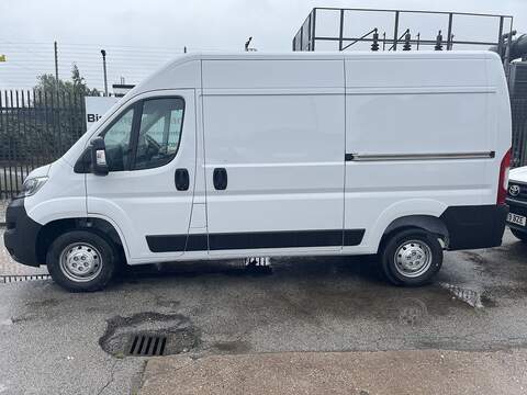 Peugeot Boxer 335 2.2HDi PROFESSIONAL L3H2 LWB ULEZ