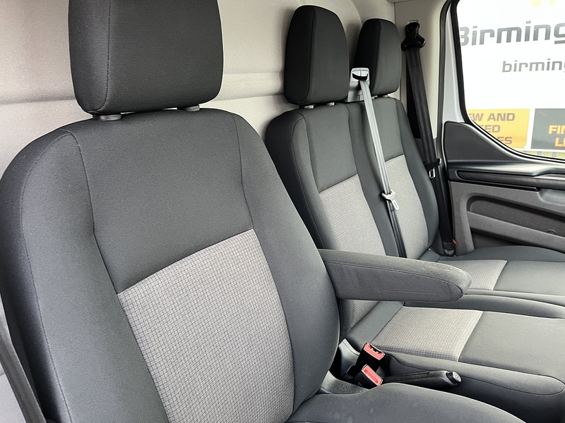 Ford 2.0 300 EcoBlue Leader Panel Van 5dr Diesel Manual L1 H1 Euro 6 (s/s) (105 ps)