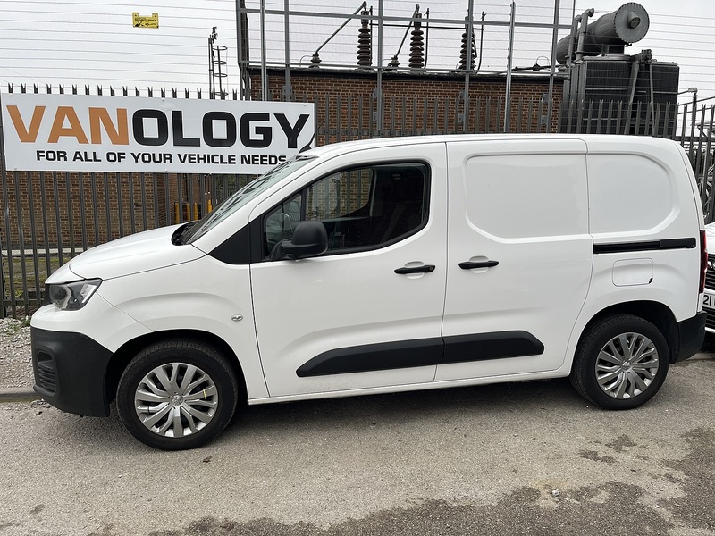 Peugeot 1.5 BlueHDi 1000 Professional Standard Panel Van SWB Euro 6 5dr