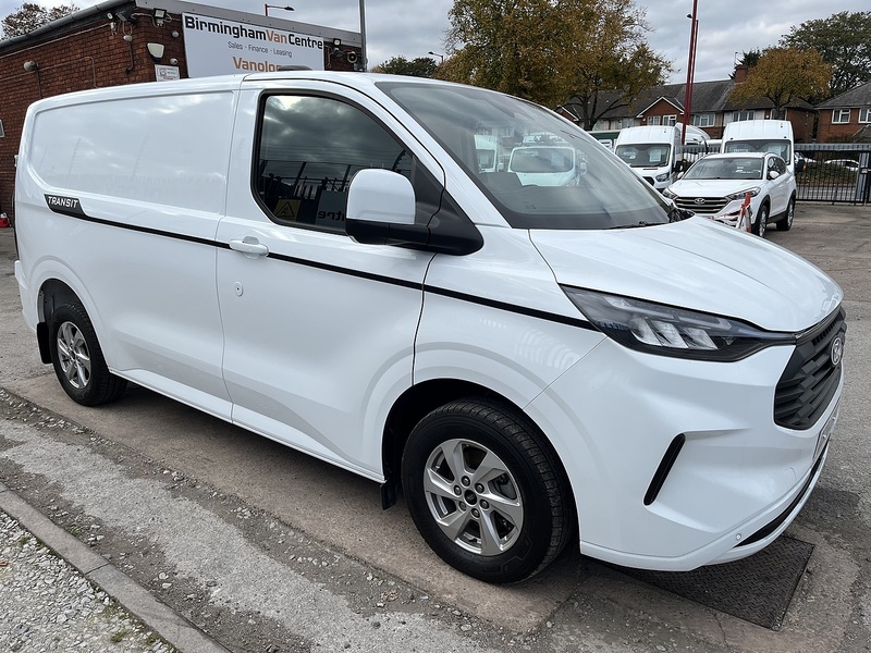 Ford 2.0 300 EcoBlue Limited Panel Van 5dr Diesel Manual L1 H1 Euro 6 (s/s) (136 ps)