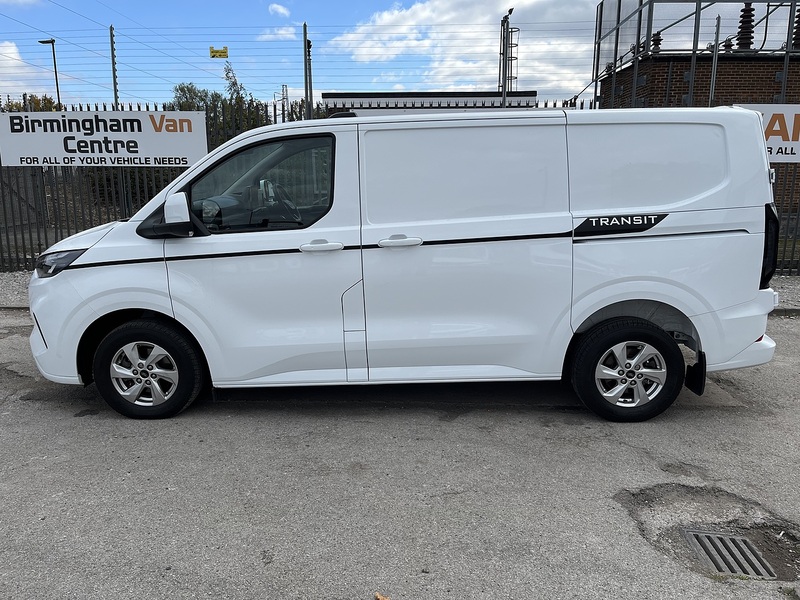 Ford 2.0 300 EcoBlue Limited Panel Van 5dr Diesel Manual L1 H1 Euro 6 (s/s) (136 ps)