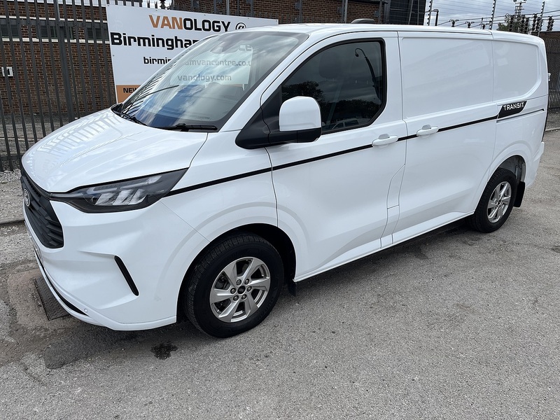 Ford 2.0 300 EcoBlue Limited Panel Van 5dr Diesel Manual L1 H1 Euro 6 (s/s) (136 ps)