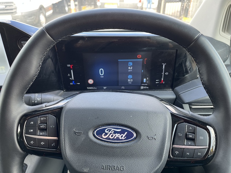 Ford 2.0 300 EcoBlue Limited Panel Van 5dr Diesel Manual L1 H1 Euro 6 (s/s) (136 ps)