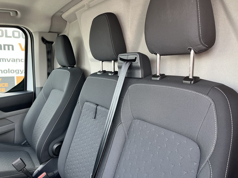 Ford 2.0 300 EcoBlue Limited Panel Van 5dr Diesel Manual L1 H1 Euro 6 (s/s) (136 ps)