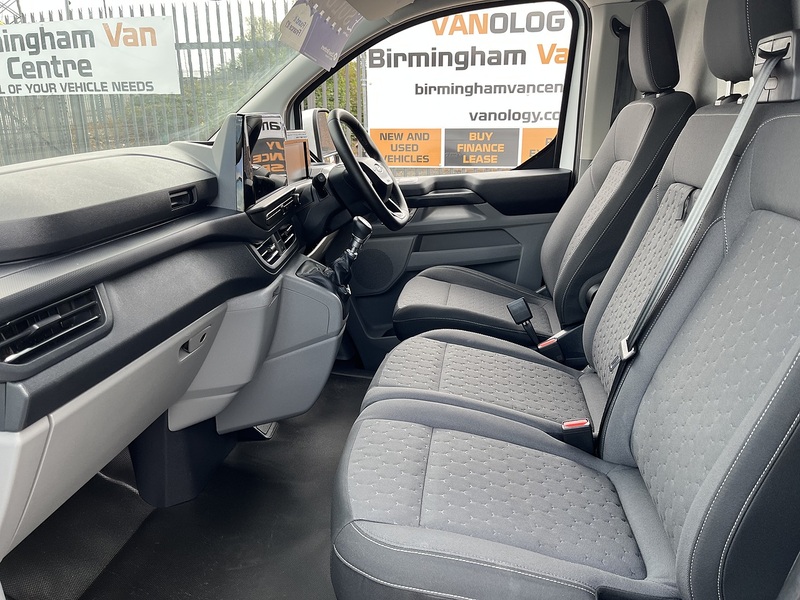 Ford 2.0 300 EcoBlue Limited Panel Van 5dr Diesel Manual L1 H1 Euro 6 (s/s) (136 ps)
