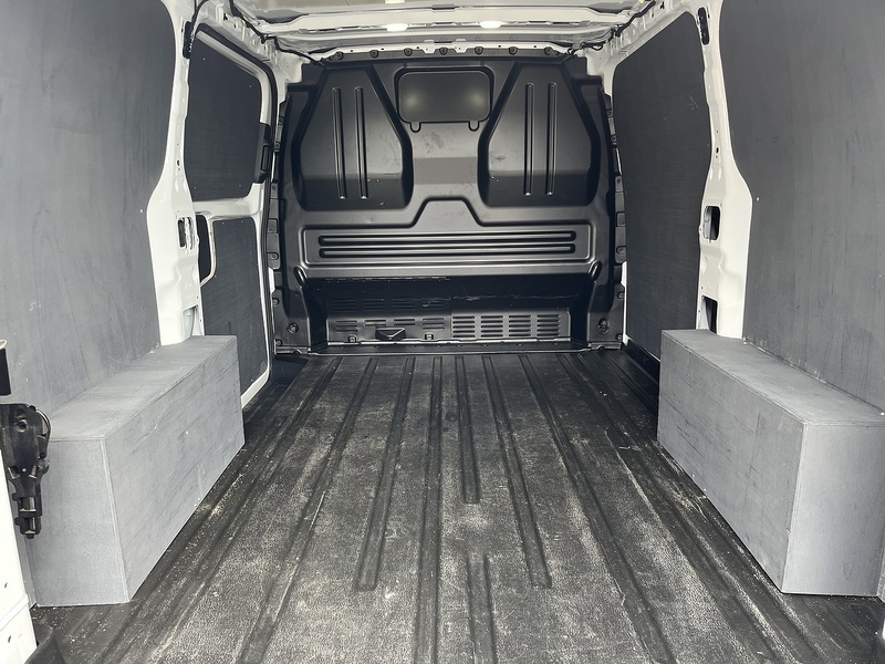 Ford 2.0 300 EcoBlue Limited Panel Van 5dr Diesel Manual L1 H1 Euro 6 (s/s) (136 ps)